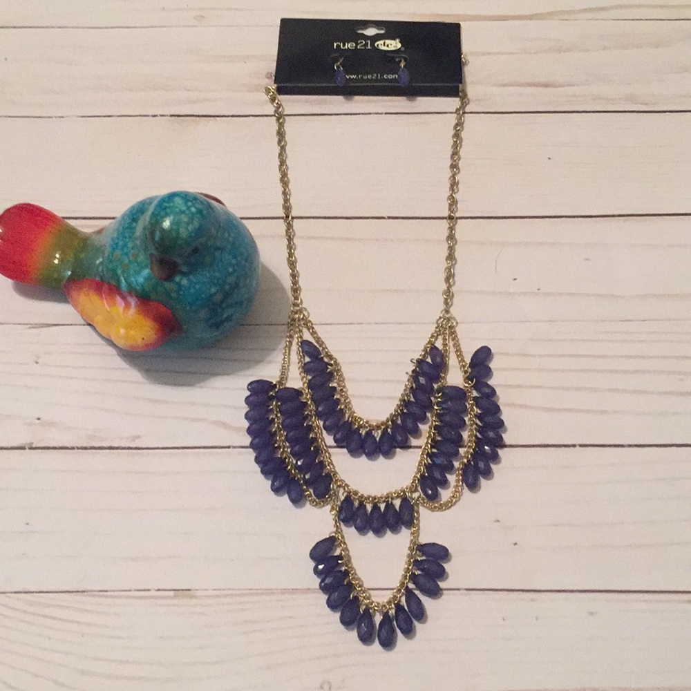 Rue 21 royal blue and gold tone statement set 🎉